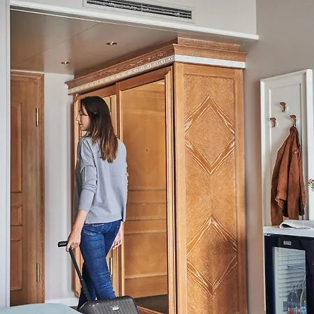 Отель A-rosa Kurhaus 5*