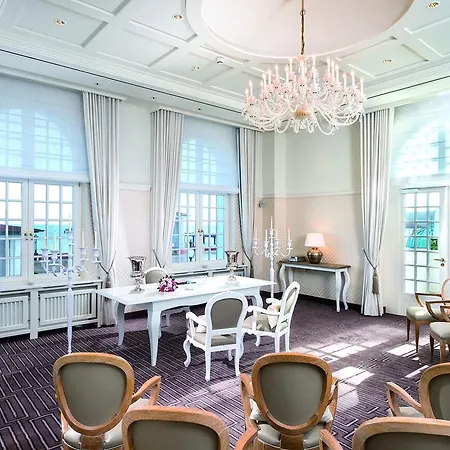 Ξενοδοχείο A-rosa Kurhaus 5*