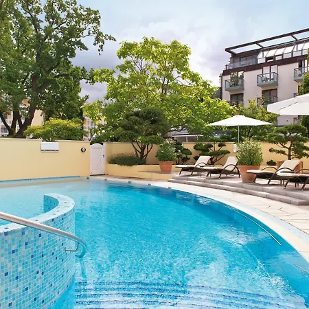 A-rosa Kurhaus Отель Остзебад Бинц